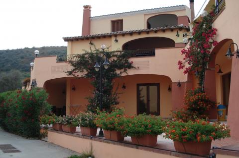 Borgo Troni Residence | Tritt-Sardinia.com
