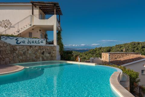 Residence Baja Sardinia | Tritt-Sardinia.com