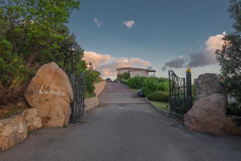Residence Baja Sardinia | Tritt-Sardinia.com
